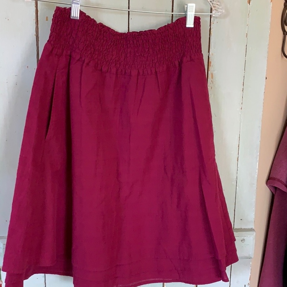 EMS skirt side pockets, fully lined, never worn